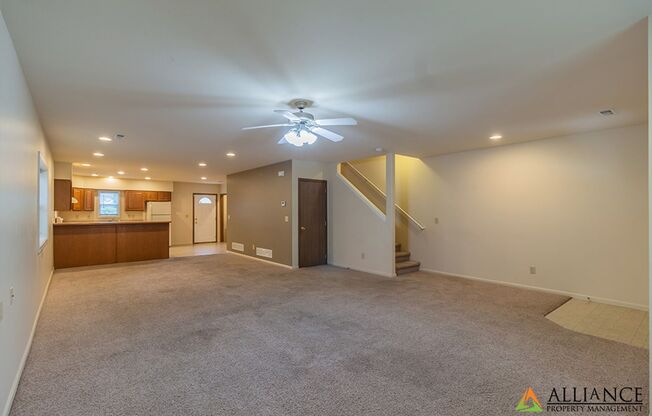 4 beds, 2.5 baths, 2,024 sqft, $1,880, Unit 16