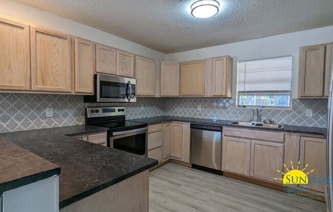 Expansive 3 bedroom 3 bath floor plan located in Family Friendly Neighborhood!