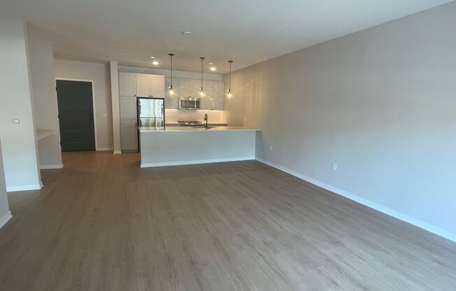 1 bed, 1 bath, 880 sqft, $2,845, Unit 109