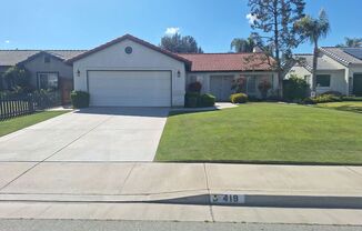 Coming Soon! Nice 3 Bedroom House Located in NW Bakersfield (Rosedale)