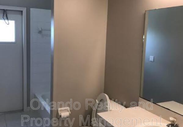 13744 CRYSTAL RIV DR