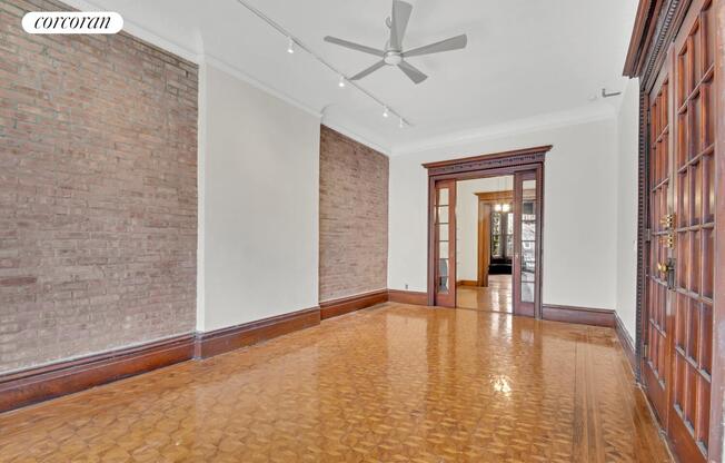 300 CLINTON AVE