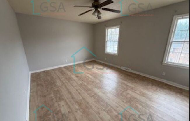 3 beds, 1.5 baths, 1,240 sqft, $1,200, Unit 136 Pine Creek Ct-1