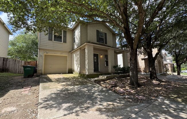NEW PAINT (MAY 2026) | NO CARPET | EXCELLENT LOCATION NEAR 151, 1604 & 410