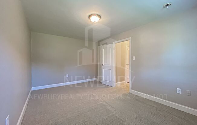 1 bed, 1 bath, 525 sqft, $915, Unit 104-01