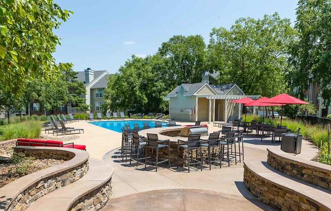 Outdoor Patio Area with Grill