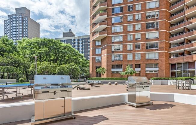 2 beds, 1 bath, 670 sqft, $5,465, Unit 8E