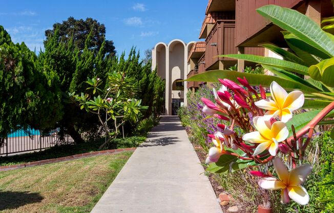 3 beds, 2 baths, 1,186 sqft, $3,195, Unit C-05