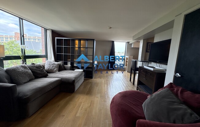 42 8th St 4101