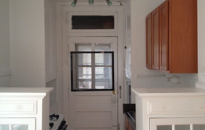 3806 W Irving Park Rd