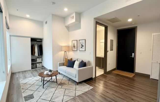 Come home to these New Modern Townhouse!