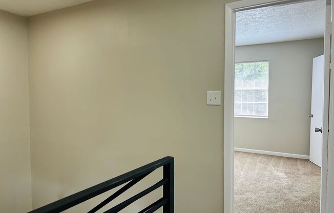 2 beds, 1.5 baths, 1,200 sqft, $1,350, Unit 513 Toombs St Unit 06