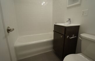 1 bed, 1 bath, 697 sqft, $1,995, Unit 404