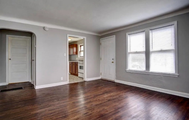 383 DEWEY ST