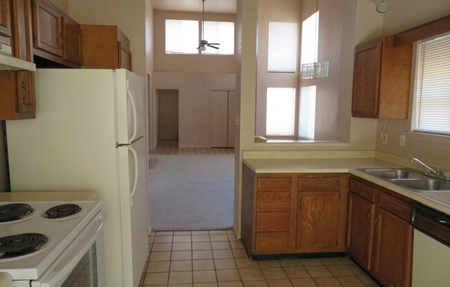 2 beds, 2 baths, $1,350