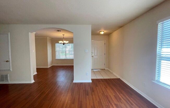 Modern Comfort Meets Suburban Serenity at 17500 Dashwood Creek Drive!