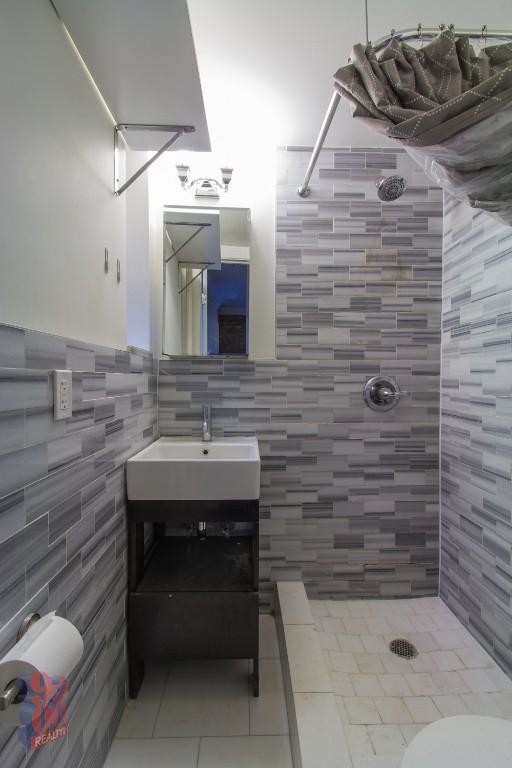 115 Mulberry St 2R