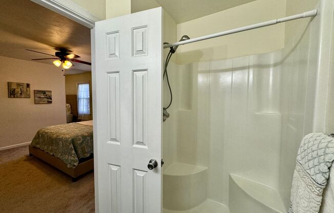 3 beds, 2.5 baths, $2,150
