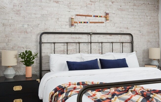 2 beds, 2 baths, 1,068 sqft, $5,000, Unit 405