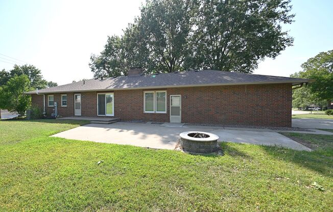 Three bedroom two and a half bath Brick Ranch located in Platte City