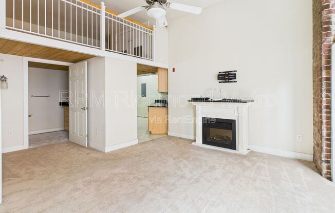 1 bed, 1 bath, 719 sqft, $1,220, Unit 203