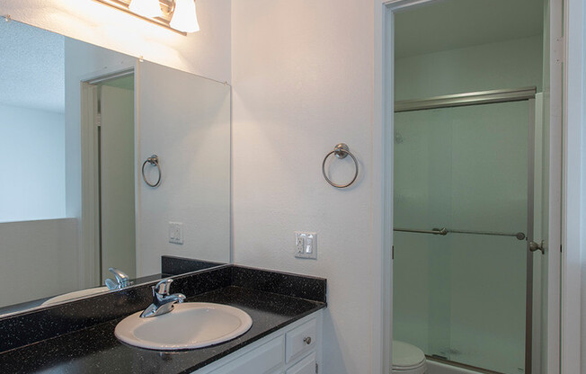 3 beds, 2 baths, 1,186 sqft, $3,195, Unit F-08