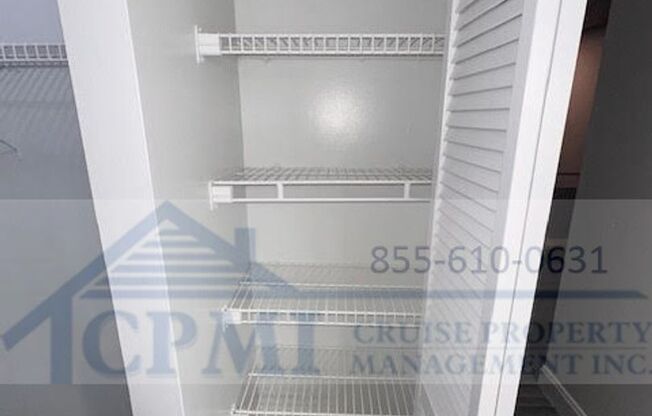 1 bed, 1.5 baths, 900 sqft, $1,825, Unit C3I