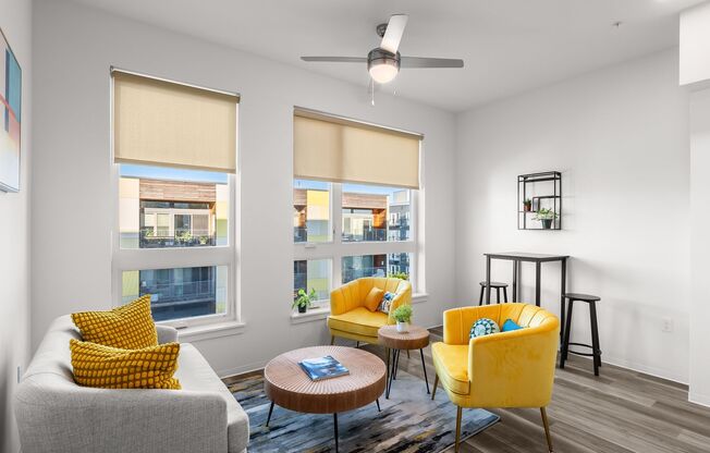 1 bed, 1 bath, 435 sqft, $1,350