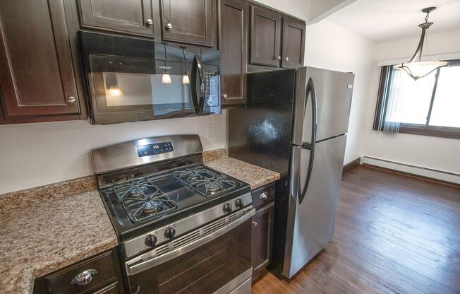 1 bed, 1 bath, 674 sqft, $1,520, Unit 308