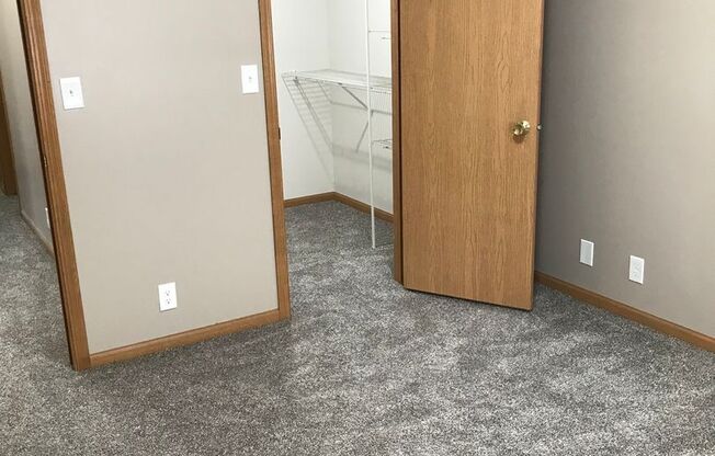 1 bed, 1 bath, 772 sqft, $1,059, Unit 1-304