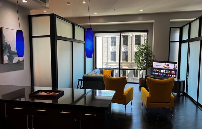 655 S Hope St Unit 1404