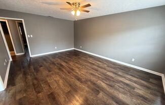 2 beds, 2 baths, $1,200, Unit 14 Conifer Ring