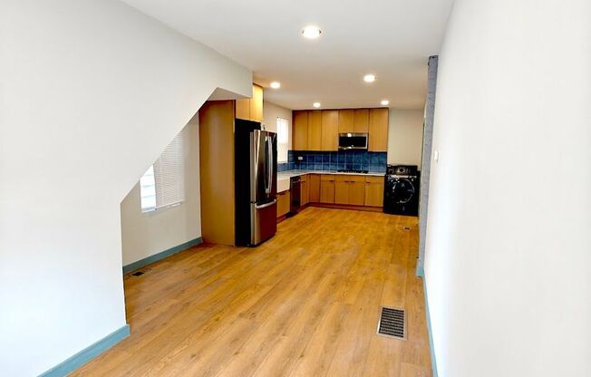 1833 W 21st street