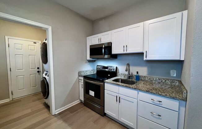 2 beds, 1 bath, $1,500, Unit UNIT # 1