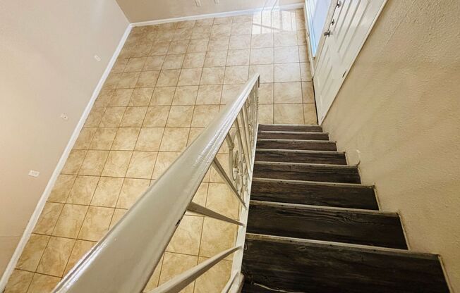 1 bed, 1 bath, 725 sqft, $1,300, Unit 1002