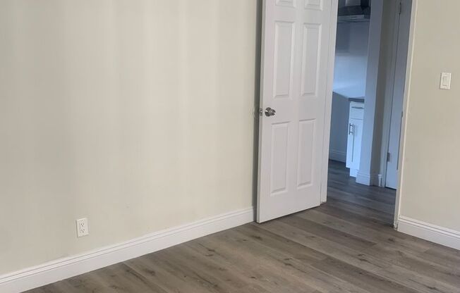 1 bed, 1 bath, $2,000, Unit 02