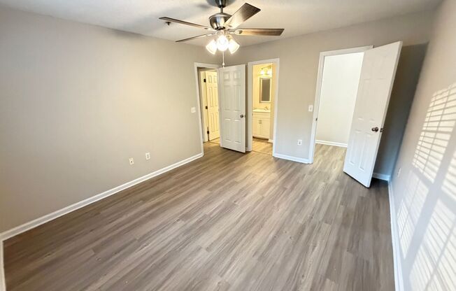 2 beds, 2 baths, 1,055 sqft, $1,200, Unit 5338