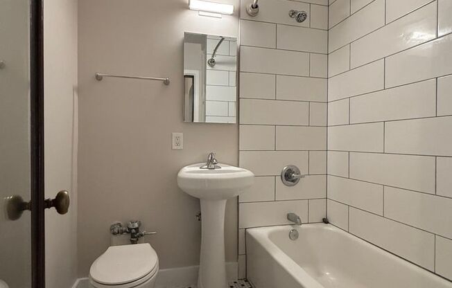 Studio, 1 bath, 530 sqft, $1,550, Unit 407