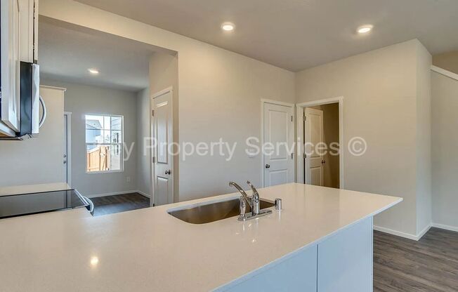 Brush Prairie Area Townhome