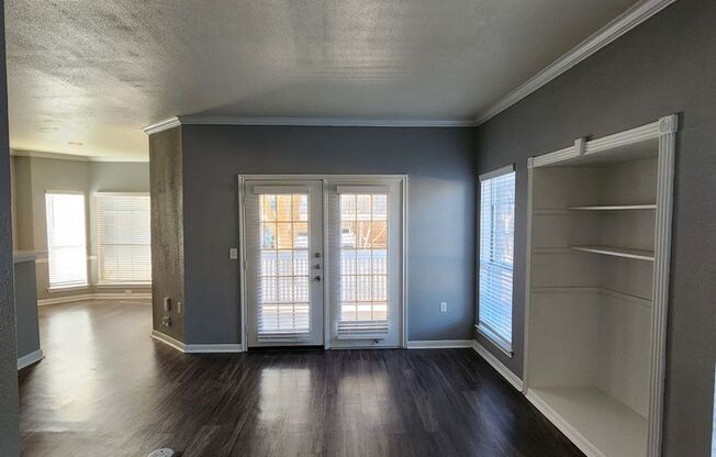 2 beds, 2 baths, 1,089 sqft, $1,925, Unit 401-u