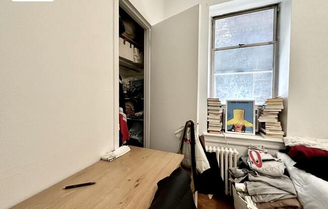 13 W 100 ST