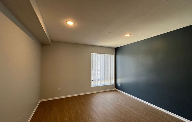 2 beds, 1.5 baths, 1,150 sqft, $2,548, Unit 218