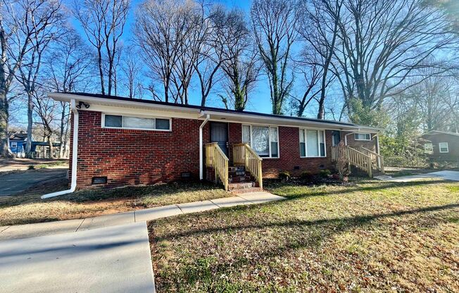 Welcome to Burgess2937, A Newly renovated charming 2-bedroom, 1-bathroom Duplex located in the vibrant city of Charlotte, NC