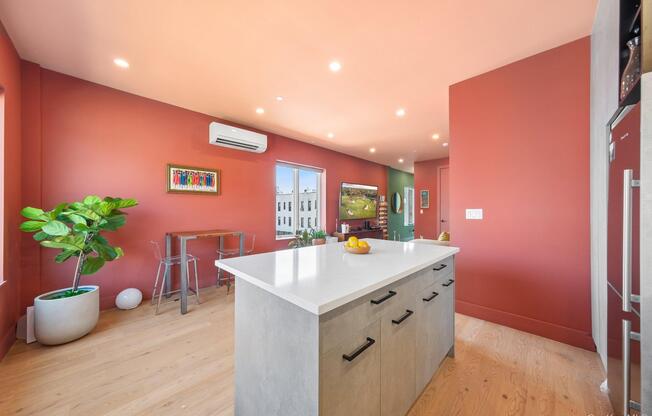 2 beds, 2 baths, 791 sqft, $3,995, Unit 4L