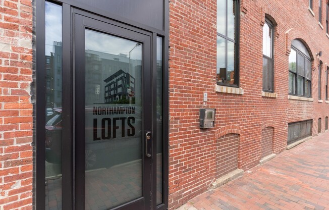 1 bed, 1 bath, 917 sqft, $3,000, Unit 200-1