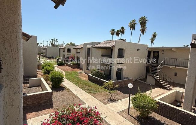 1 bed, 1 bath, 749 sqft, $1,100, Unit Unit 288