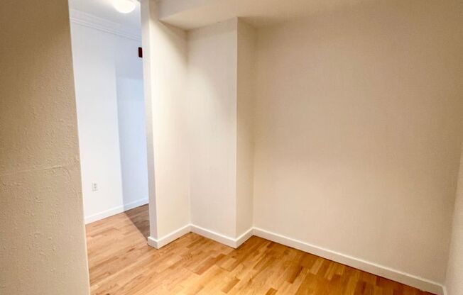 900 Van Ness Ave