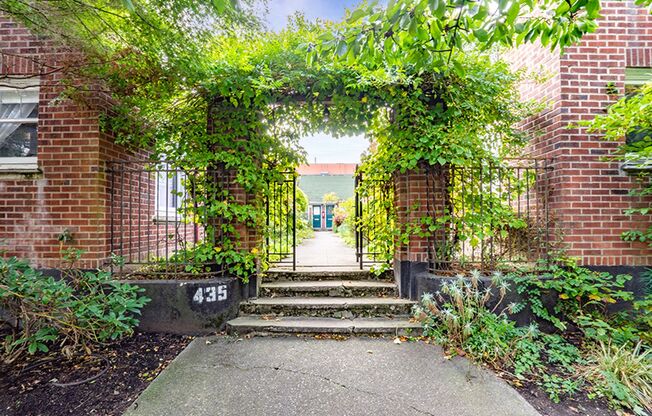 Studio, 1 bath, 370 sqft, $1,395, Unit 01 - 20