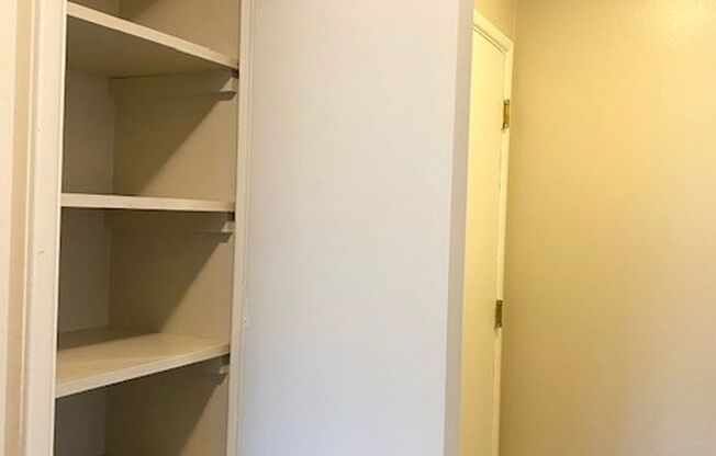 1 bed, 1 bath, 612 sqft, $1,450, Unit 301