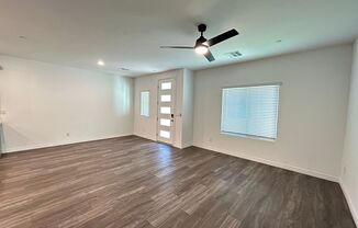 3 beds, 2.5 baths, $2,595, Unit # 1070